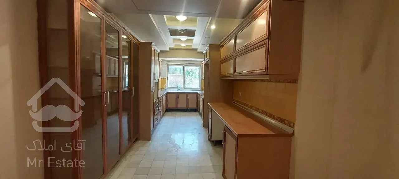 فروش اپارتمان 240 متری زعفرانیه