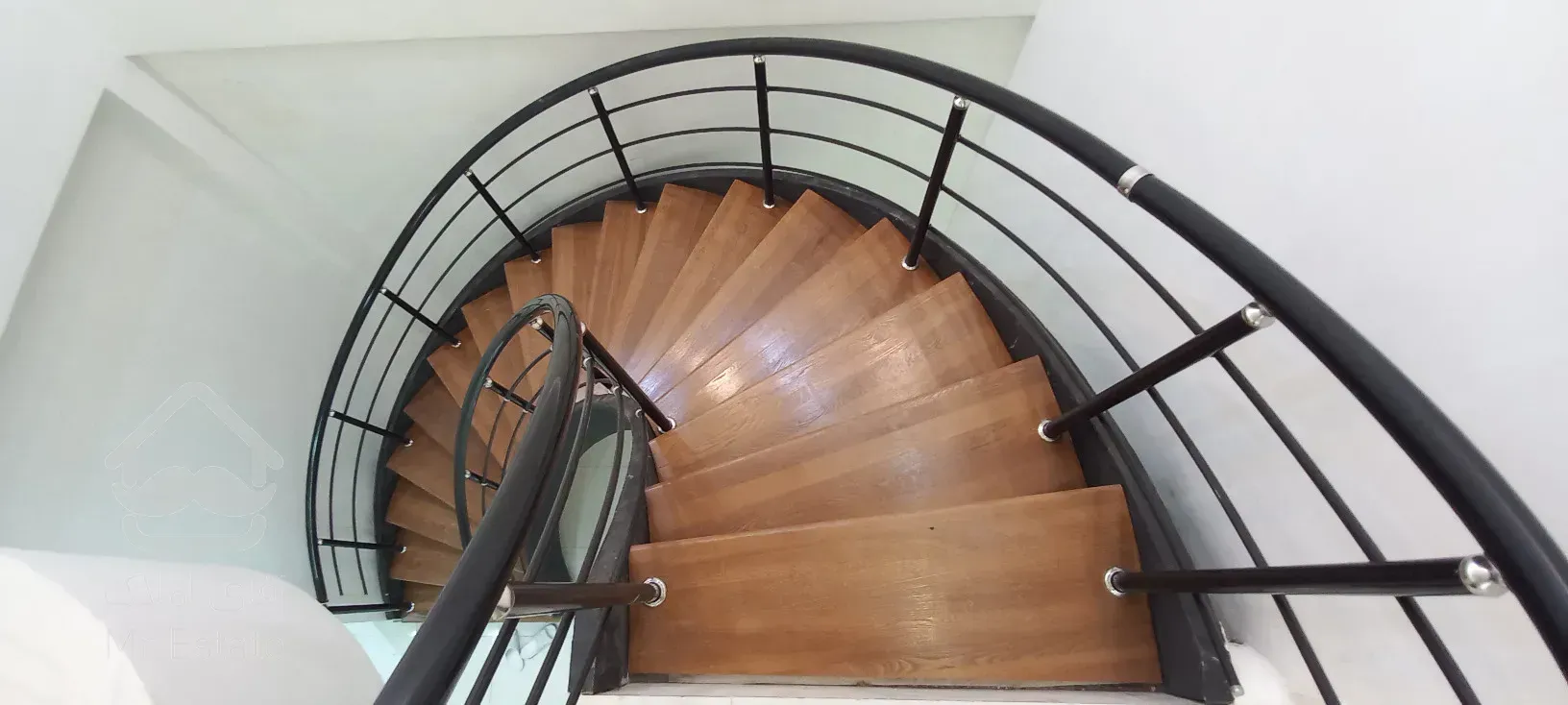 فروش ویلا لوکس مدرن استخردار تنکابن