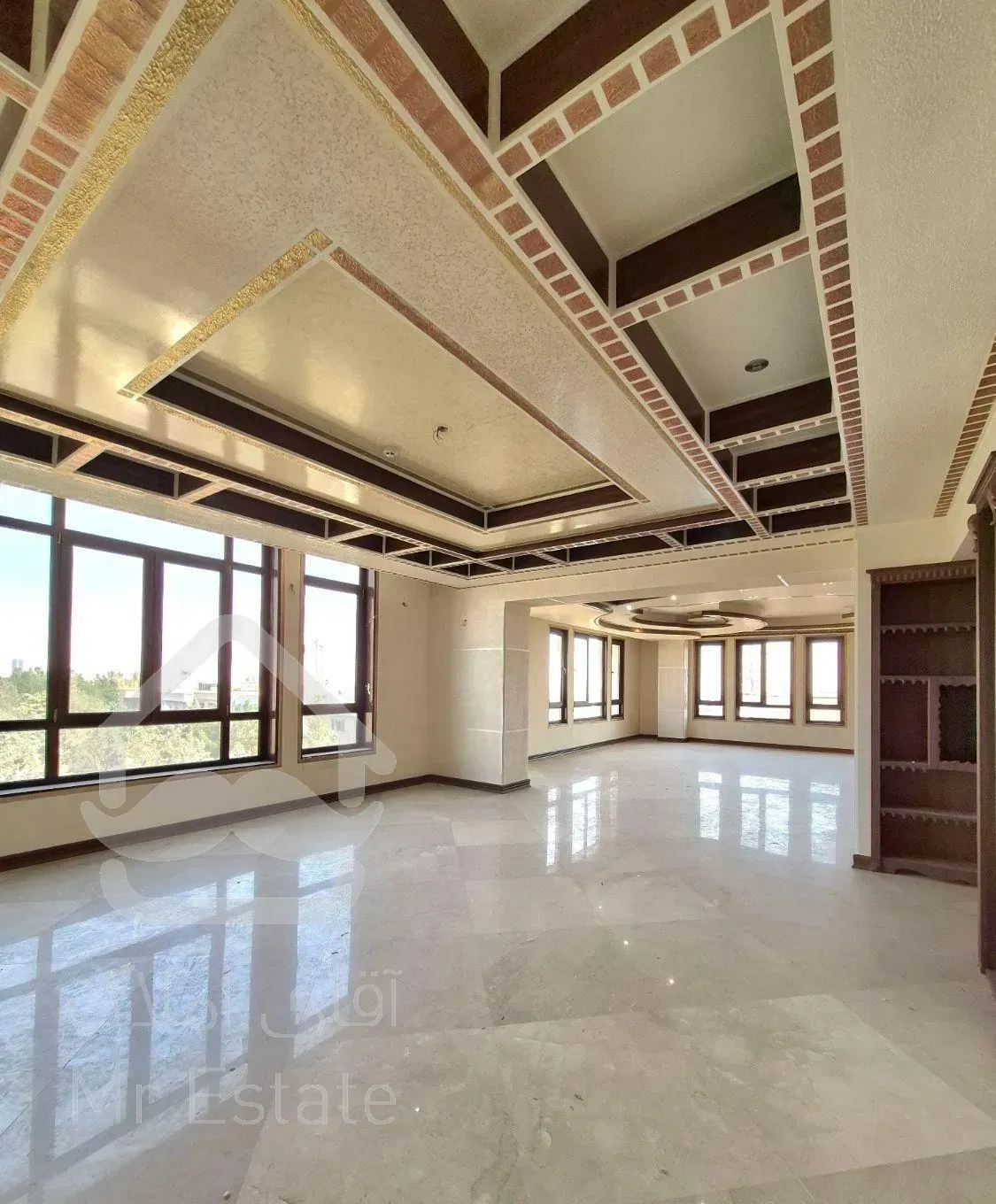تکواحدی ۳۰۷ متری ۳ خواب فول مشاعات