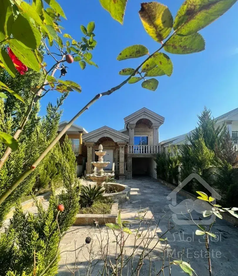 ویلاباغ270متری سنددار شهرکی بشدت پول نیاز