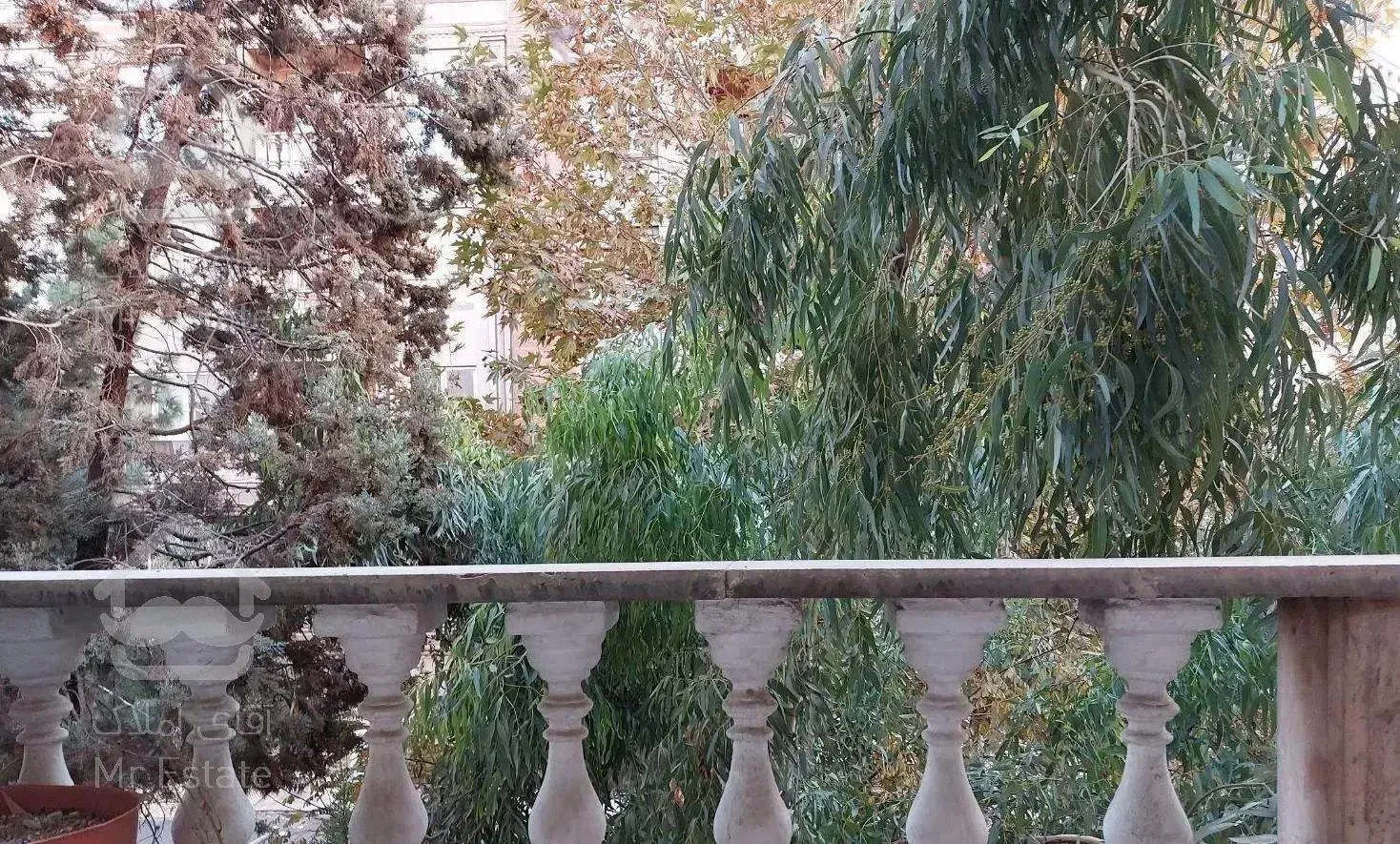 گیشا / ۱۸۰ متر / ۳ خواب / فرعی فرد