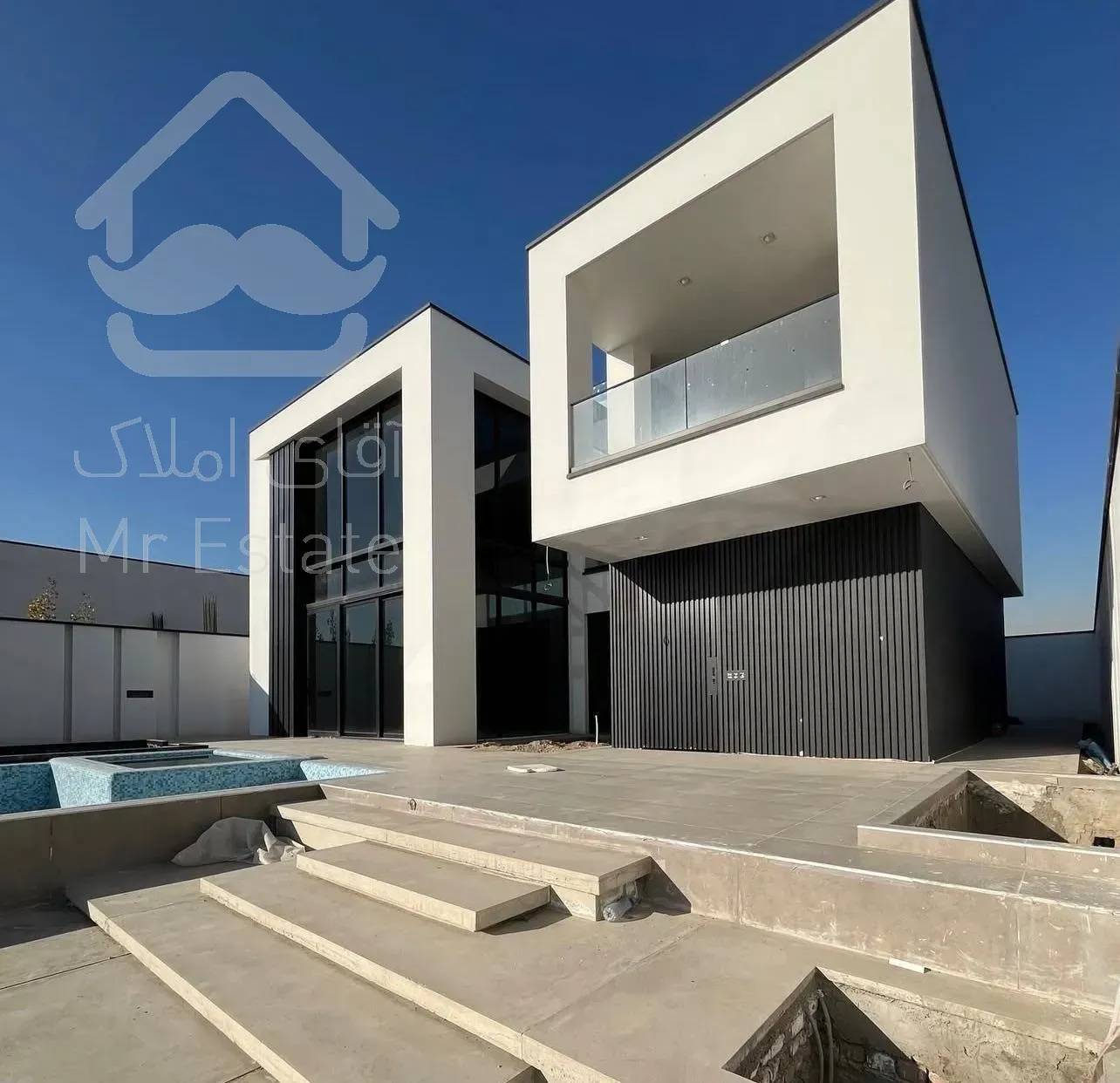 آپارتمان واحد جنوبی