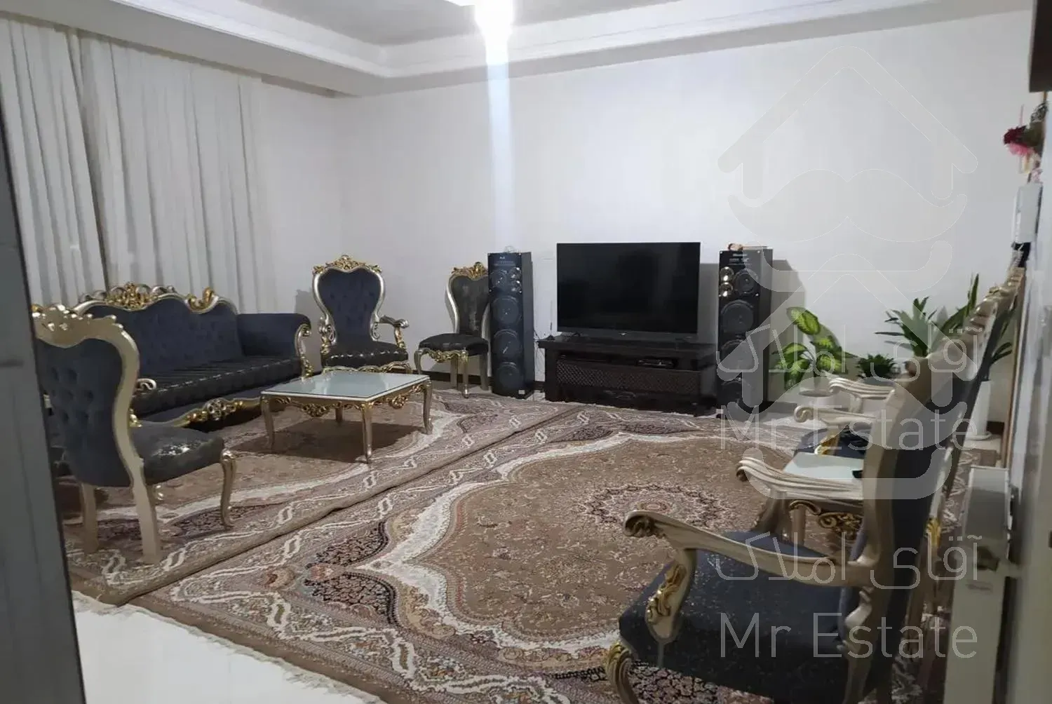 آپارتمان دو خوابه ، 95