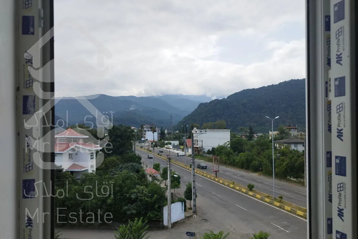 سه واحد نوساز ۱۱۵ متری فروشی چابکسر سرولات