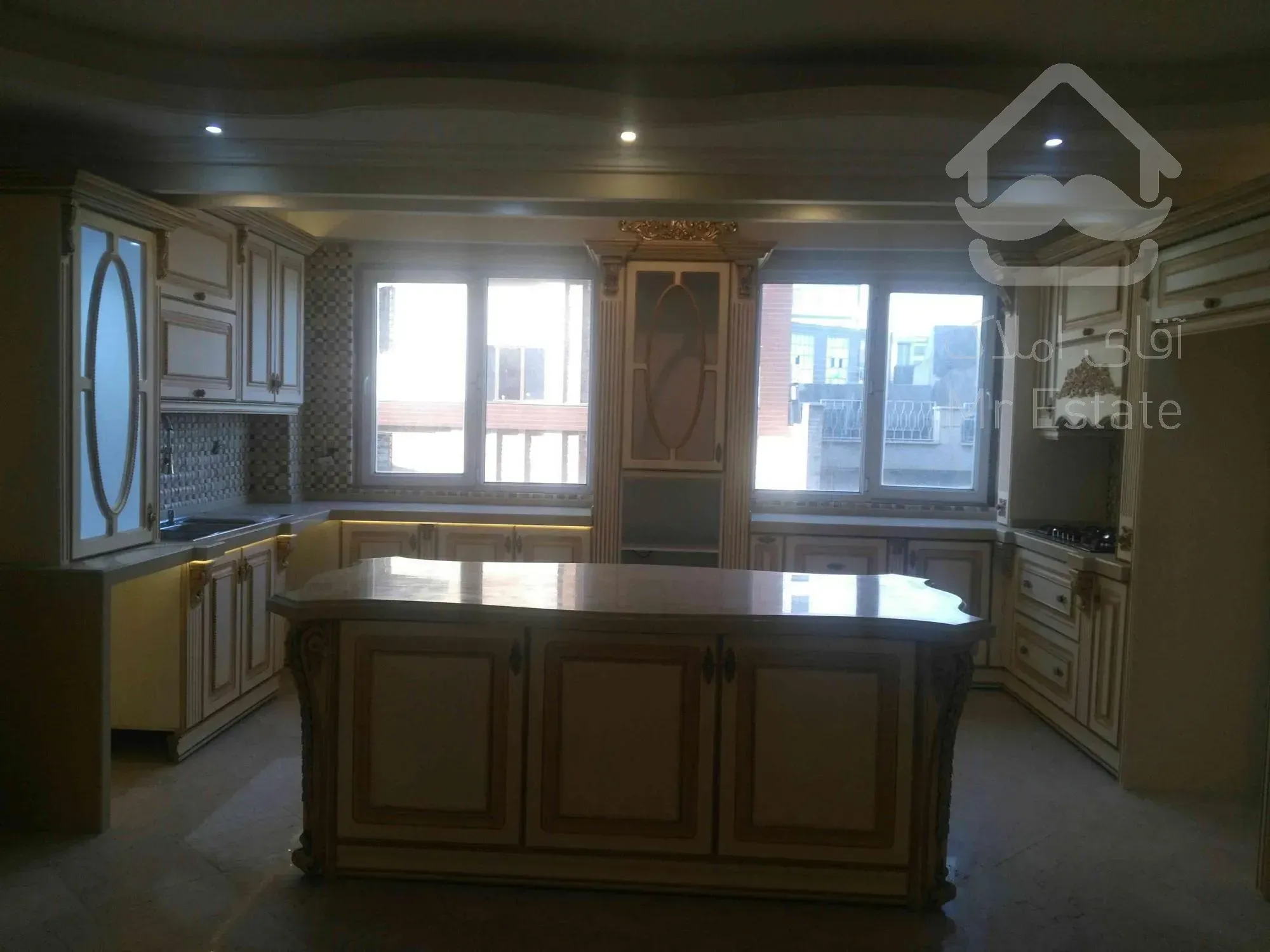 آپارتمان 95 متری سوپر لاکچری در سازمان برنامع شمالی