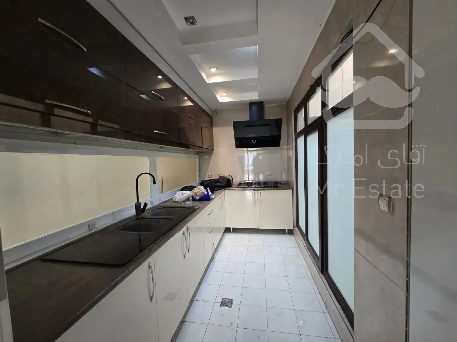 120مترشهرک غرب*براصلی*فول امکانات*خوش نقشه