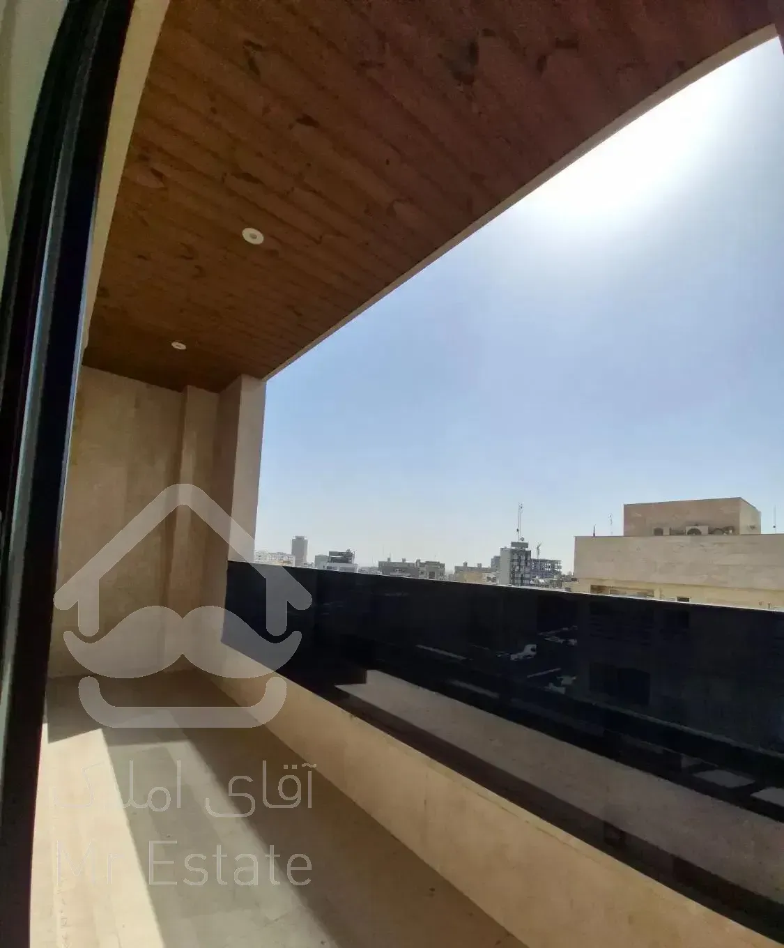 ۱۰۰متر ۲خوابه نوساز مشاهیر سازنده بنام