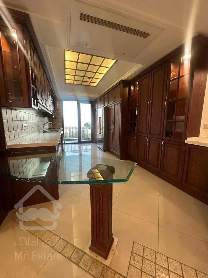 فروش اپارتمان 226 متری زعفرانیه