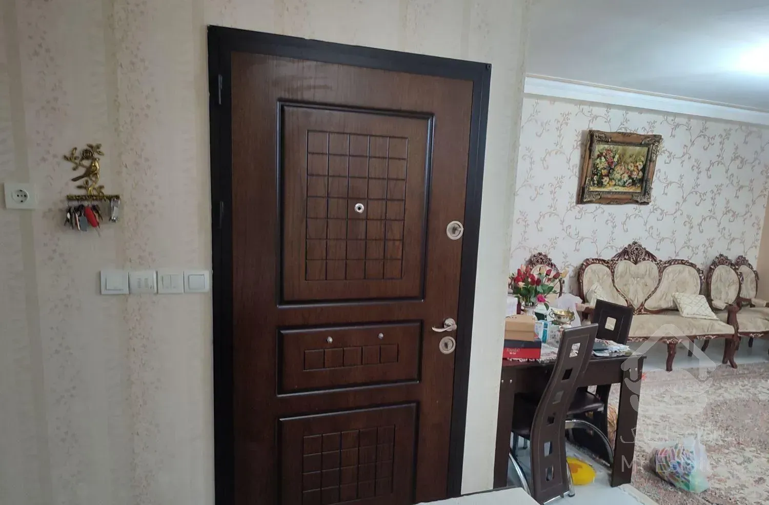 آپارتمان شهرک باغمیشه ۱۰۵ متر بهترین لوکیشن