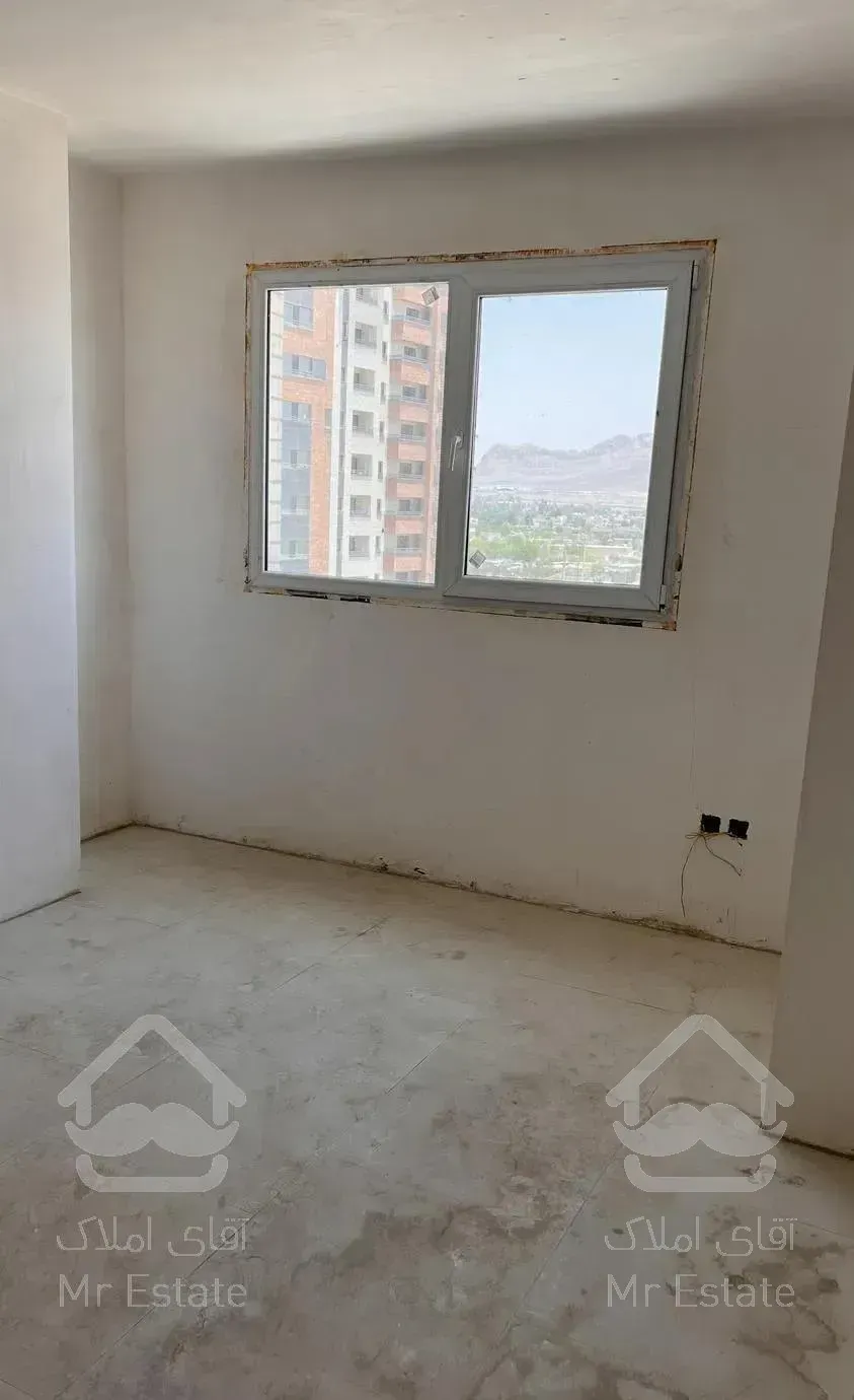 برج O1 آپارتمان ۱۱۳ متری خام شهید کشوری