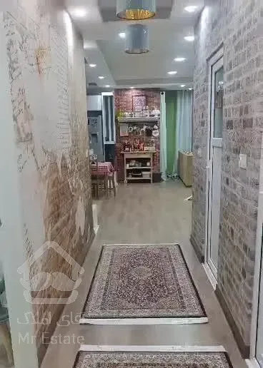 آپارتمان /۱۴۵متری /بر اصلی /سر سه نبش/زمین شهری