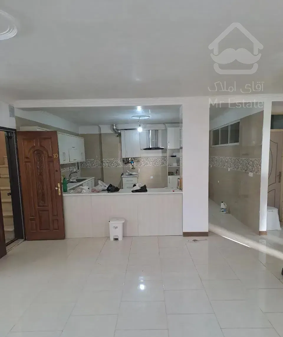 ۱۲۶متری دنج/عرفان