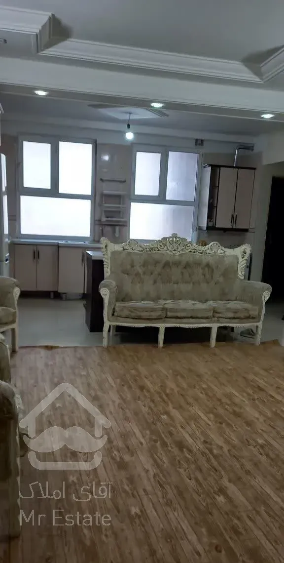 فروش آپارتمان ۷۳ متردو خواب در خلیج ساختمان افلاک