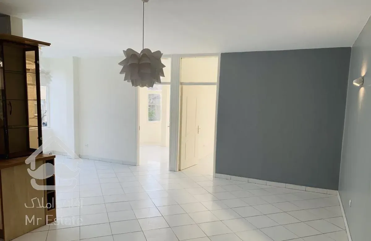 آپارتمان ۱۰۸ متری ۲ خواب + سویئت ۱۶ متری