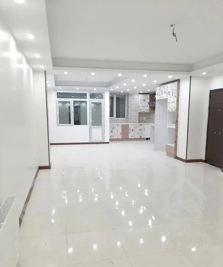 فروش  ۱۱۲ متری ۲خواب  فول روبه افتاب