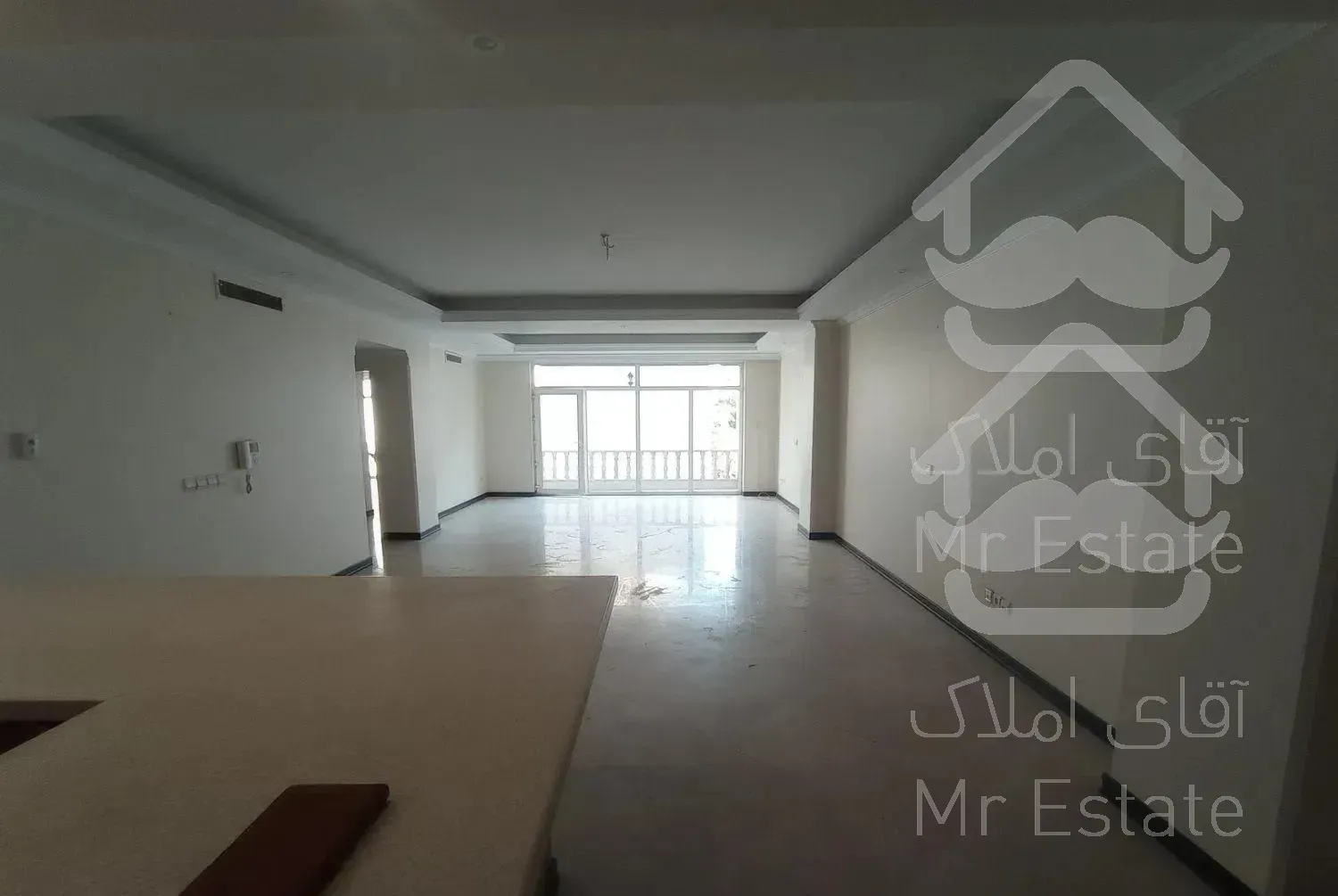 آپارتمان ۱۷۰ متری سه خواب