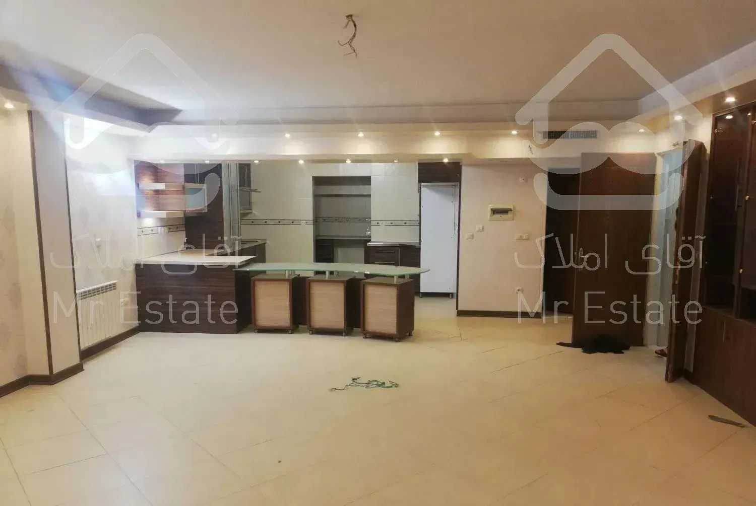 آپارتمان 125 متری ، عروس دامادی