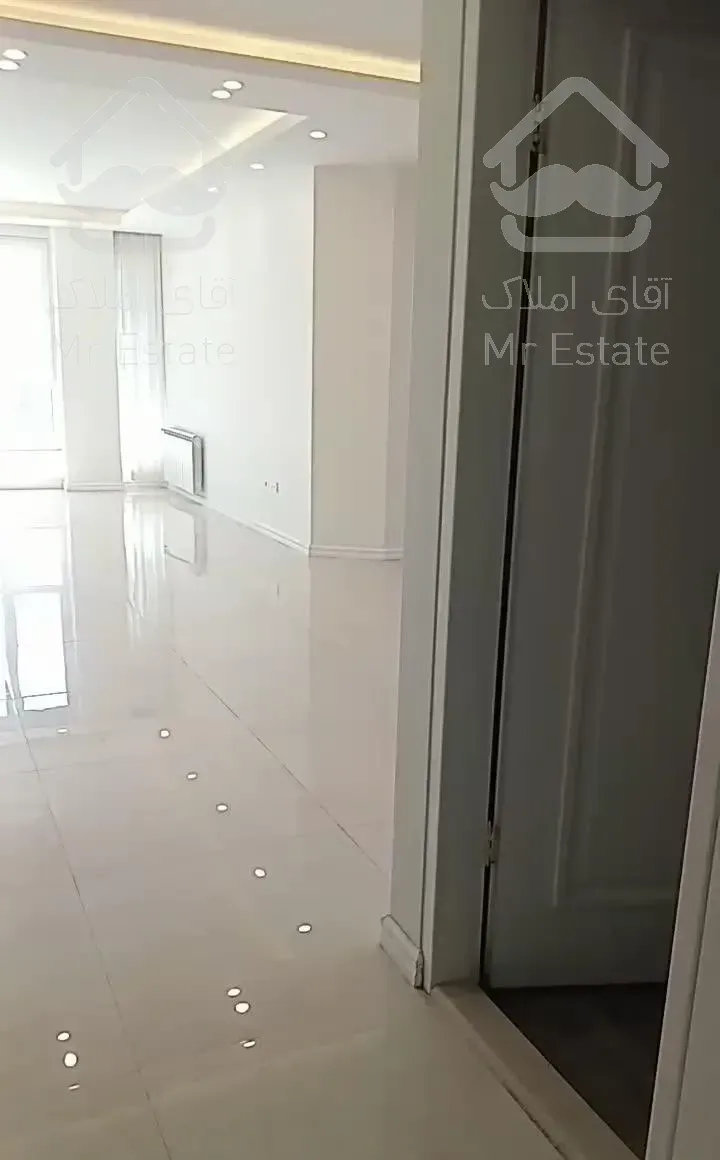 ۱۵۰ متر نوساز درحد کلید نخورده ظفر