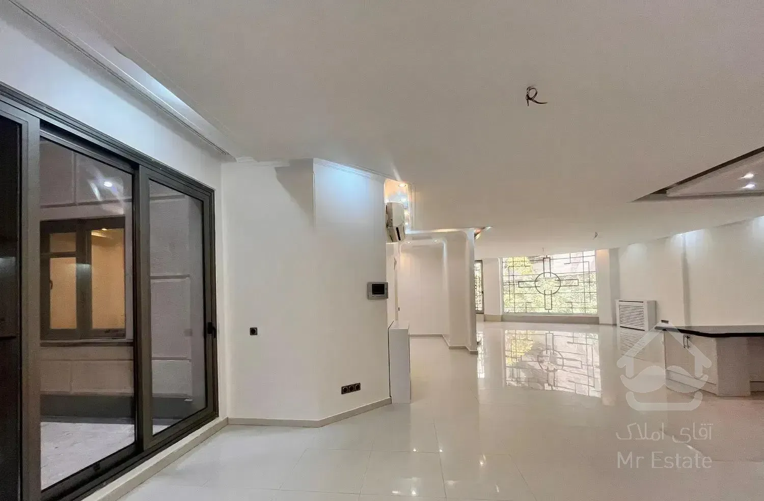 فرمانیه اندرزگو ۲۵۰ متر فول بازسازی شده