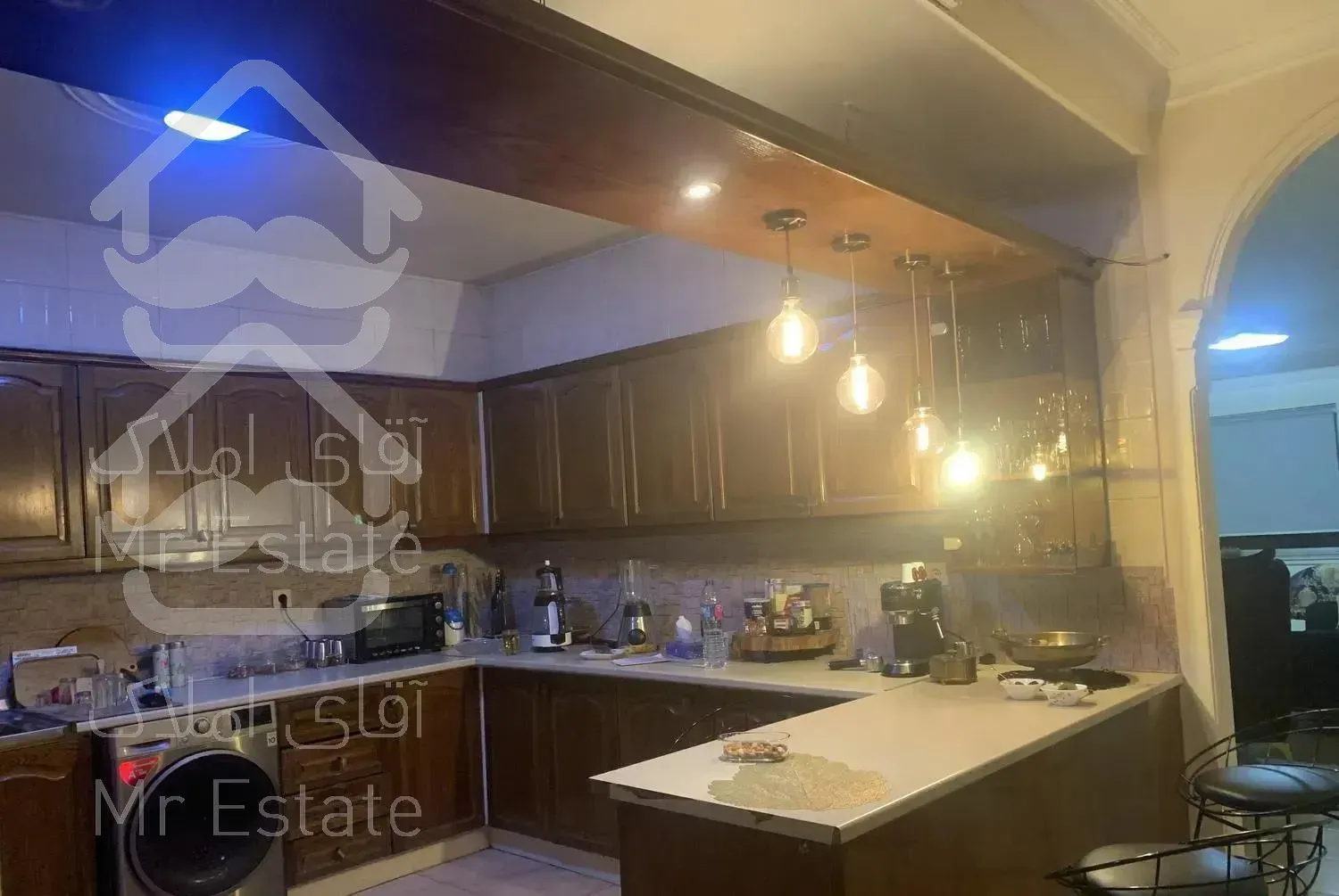 150 متر / شمال جردن / نورگیر