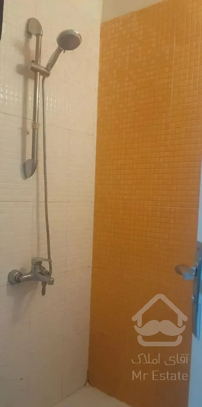 ۶۰ متر یکخوابه نقلی در بهترین موقعیت ریاحی