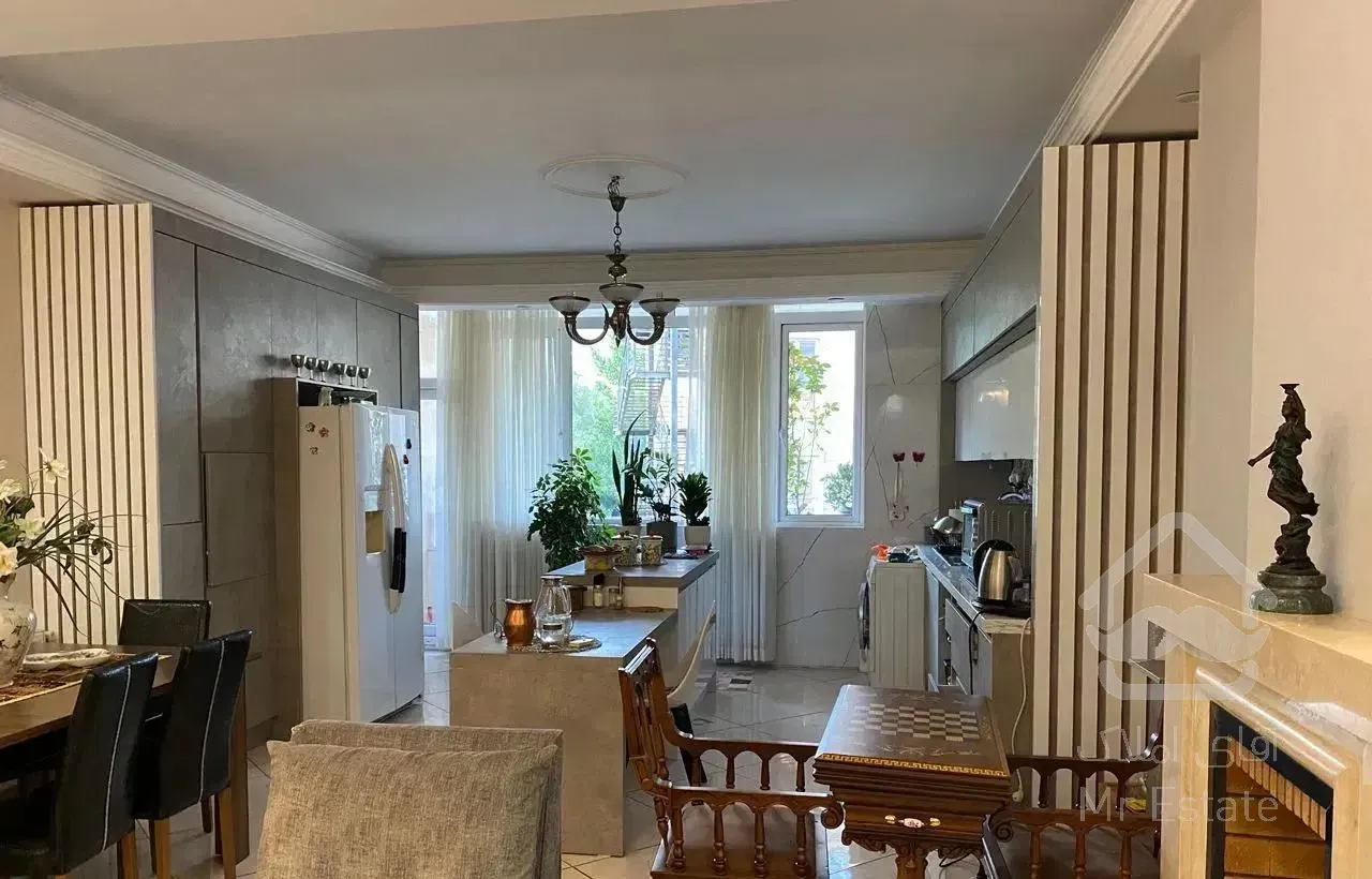 آپارتمان ۱۱۲متری اوین،لوکس و دلباز،۲پارکینگ سندی