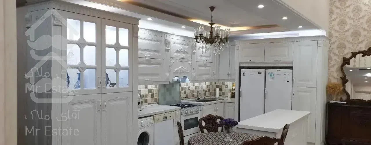 ۱۳۶ متر /طبقه اخر /ویو دریاچه ابد