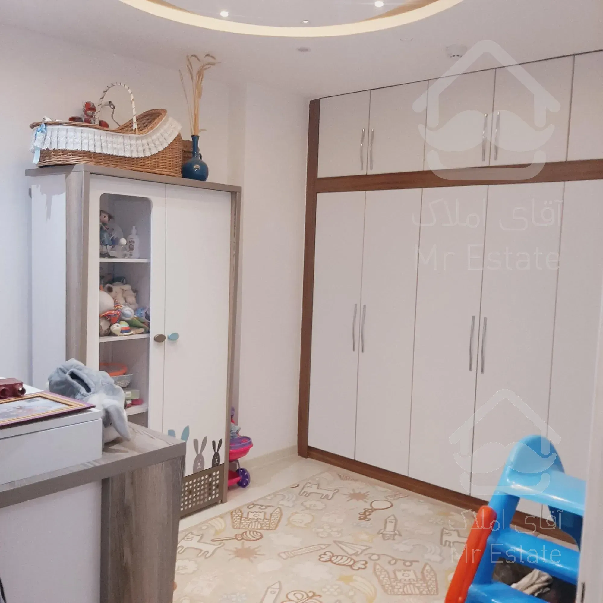 آپارتمان نقلی و زیبا