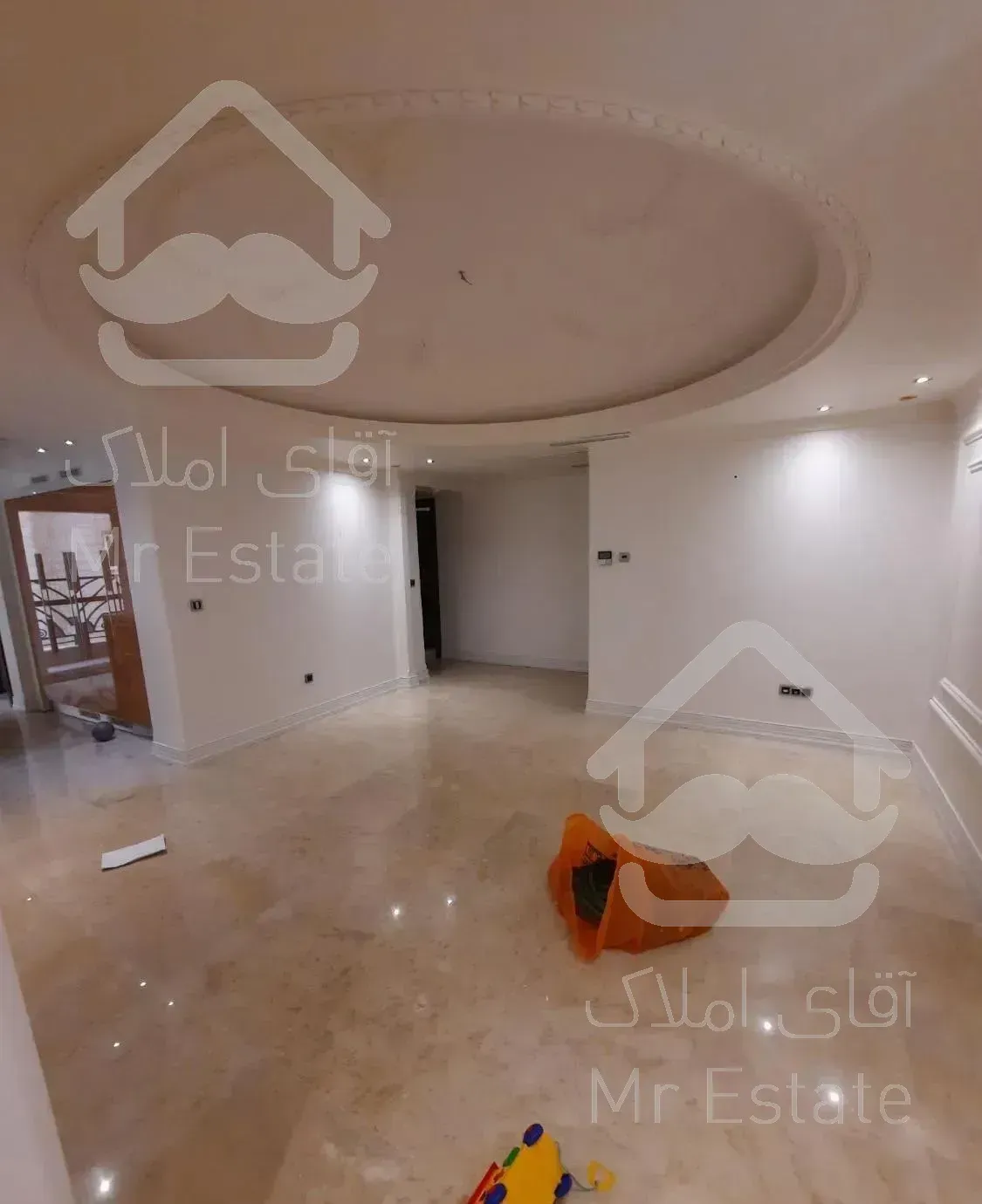 نیاوران ۳۰۰متر آپارتمان