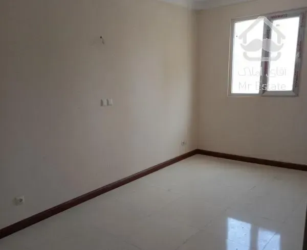 ۱۳۰متر ۳خواب منطقه ۲۲ چیتگر