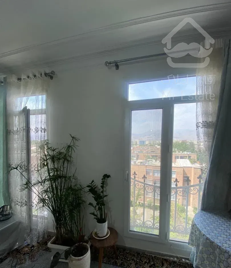 ۷۳ متر / سالن پرده خور/  فول بازسازی ( شهرزیبا)