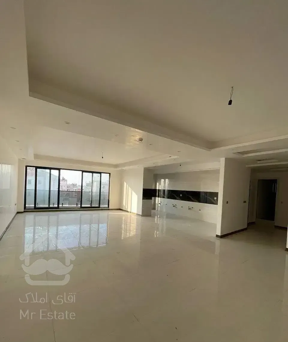 آپارتمان ۱۹۰ متر / اوایل معلم / صفر خشک