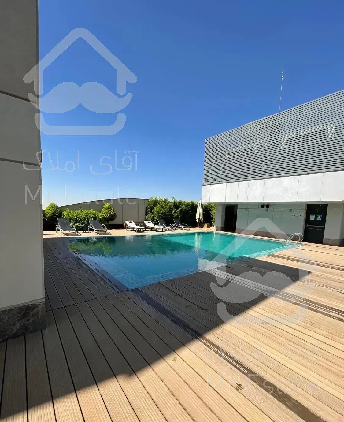 ۲۲۰ ((برج باغ)) مدرن جمشیدیه