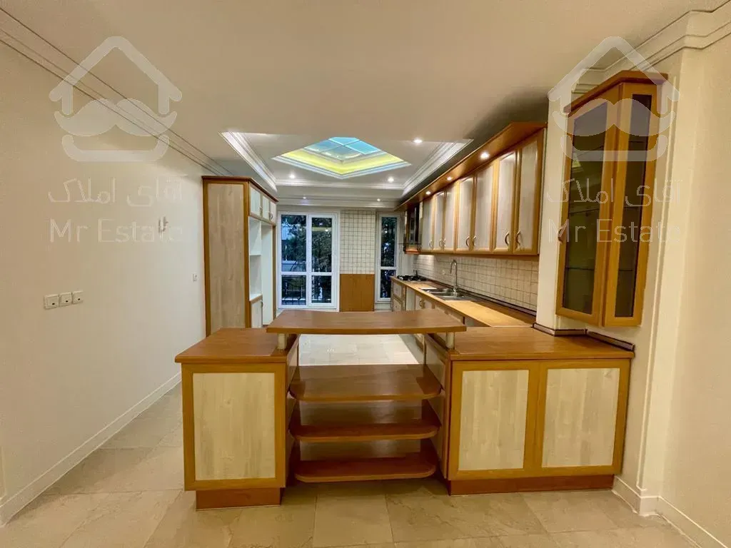 اجاره و رهن آپارتمان محمودیه 135  متر شیک