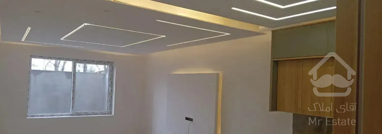 خانه ویلایی ۱۲۰ متری کلید نخورده در خیابان معلم