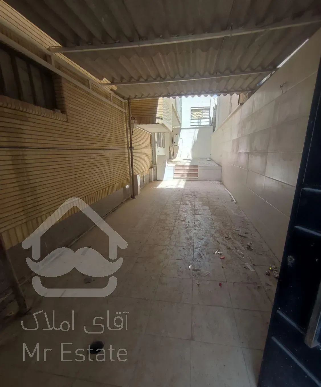 در مجزا،حیاط دار،محدوده شکری