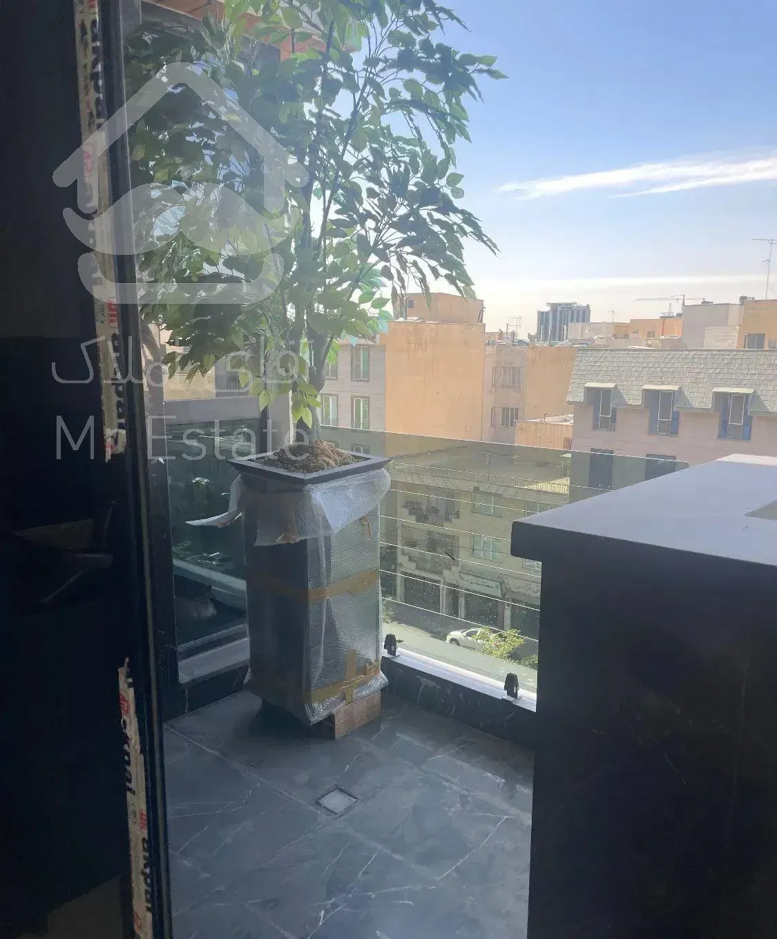 ۱۳۰متر ۳خواب/فول امکان/نوساز/امیرآبادشمالی