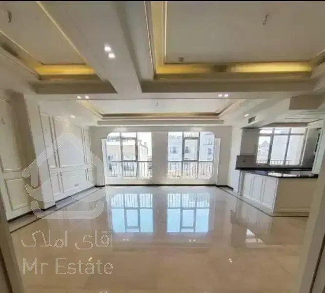 ۱۶۶متر ۴ پارکینگ / ۱۰۰فروشنده
