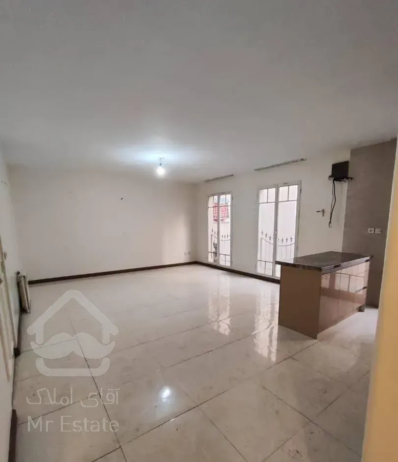 فروش آپارتمان ۷۴ متری ۲ خوابه طبقه ۱ در نظام‌آباد