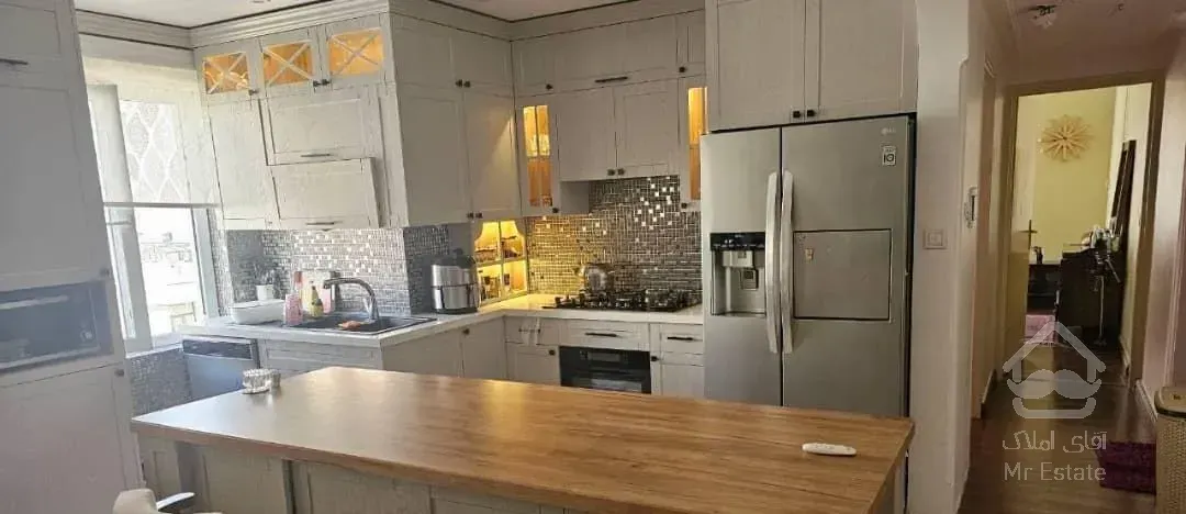 فروش آپارتمان ۱۵۱ متری ۳ خوابه در شهرک غرب