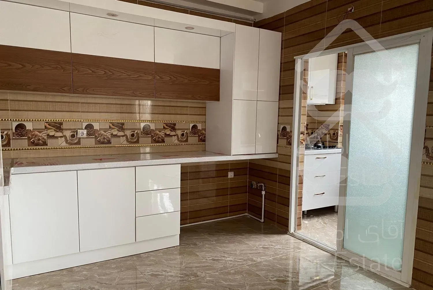 ۱۰۵ متر تک واحدی،لاله ۴۴،کلید نخورده سند تک برگ