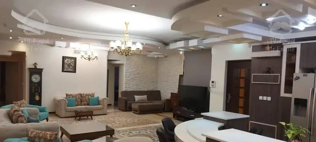 ۱۳۰متر سه خوابه چهارساله غربیهای تهرانپارس