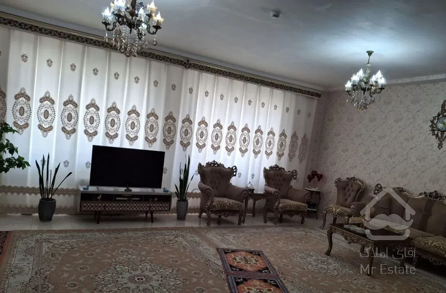 آپارتمان ۱۰۰ متری .فول امکانات. کارشناسان ساحلی