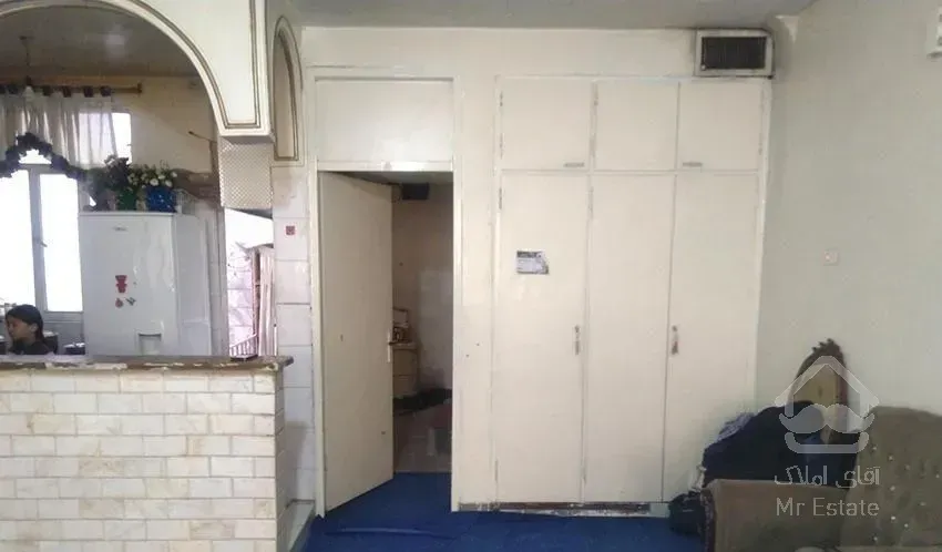 72 متری طبقه 1 -امین حضور و سیروس- مسکونی یا دفتر