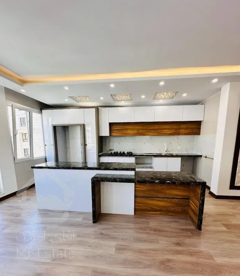 گیشا ۱۱۰ متر ۳ خواب فول *روبه افتاب*