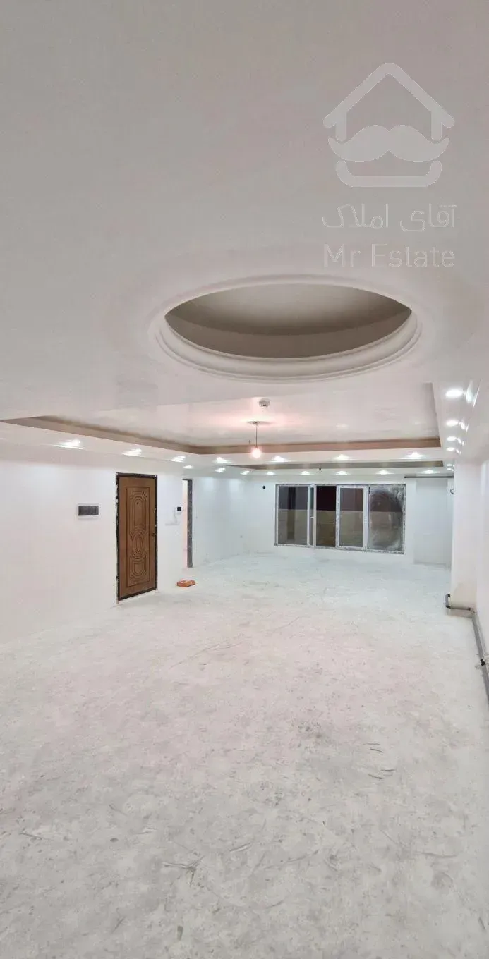 فروش واحد ۱۸۰ متری دو کله بر خیابان اصلی