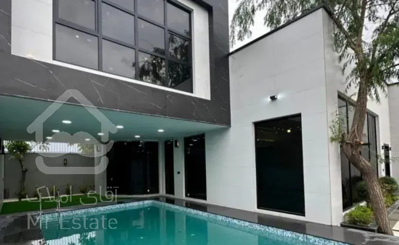 مدرن استخردار و سنددار ۳۰۰ متری واقع در منطقه برند