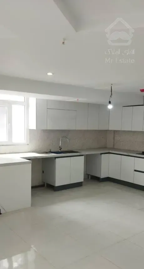 155متر/3خواب/دریاچه خلیج فارس/طهرانی