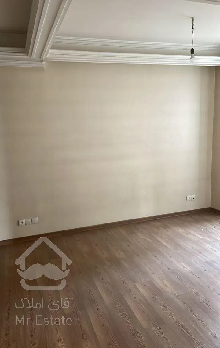 فروش آپارتمان ۱۸۰ متری ۳ خوابه در فرمانیه