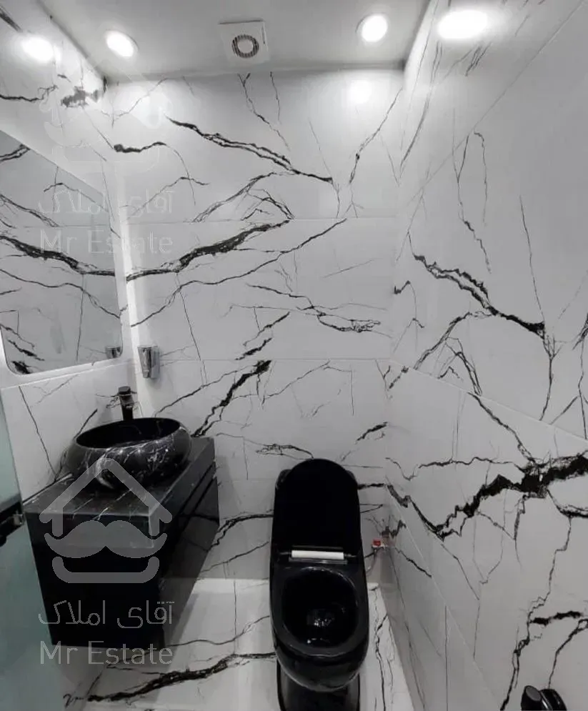 ۸۶ متر موقعیت اداری در مجتمع اداری